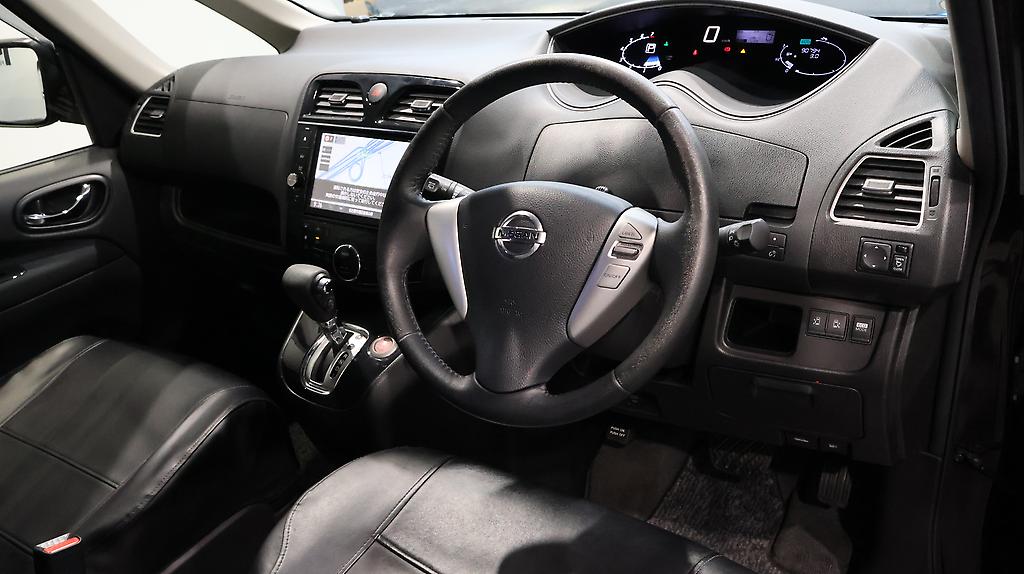 2013 Nissan Serena Highwaystar S-Hybrid image 345804