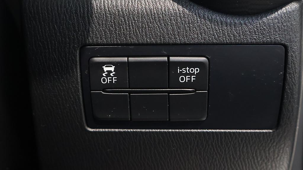 2015 Mazda Demio Push Start + Reverse Camera image 343503