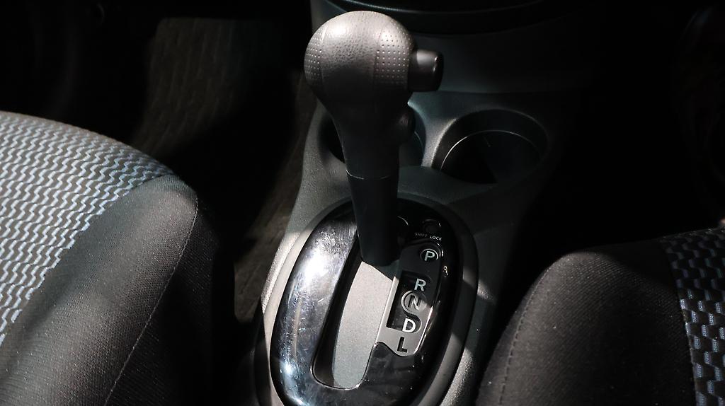 2014 Nissan Note X Emergency Brake Package image 344830