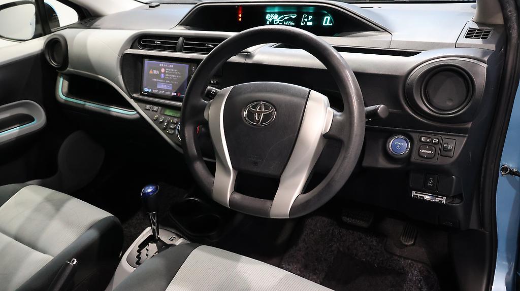 2013 Toyota Aqua S Model, Push Start, Bluetooth image 343456