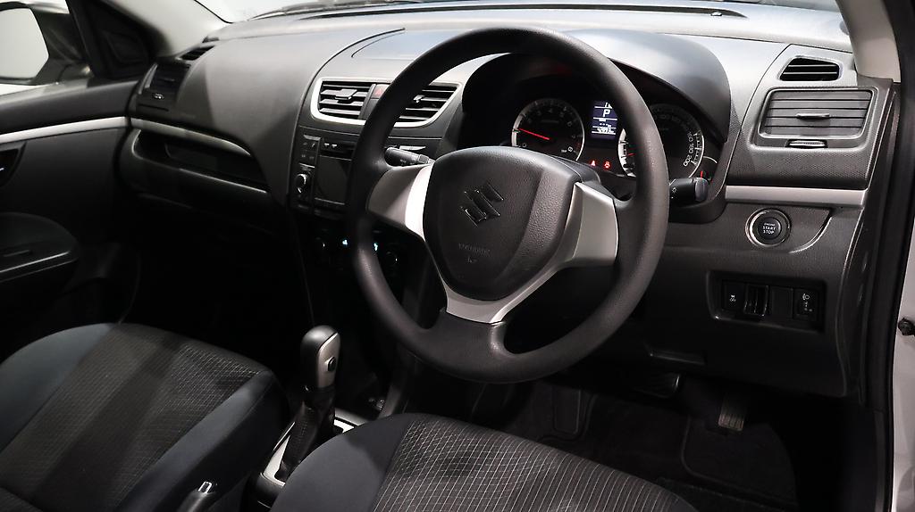 2014 Suzuki Swift XG Model image 344589