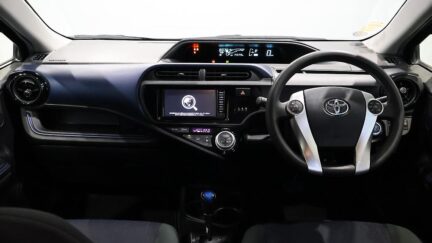 2015 Toyota Aqua Hybrid S image 340940