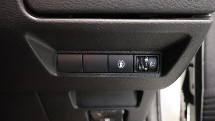 2021 Nissan Note E Power Hybrid with Alloys image 345270