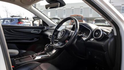 2022 MG HS 2.0PT/4WD/6AT Essense NZ NEW image 346175
