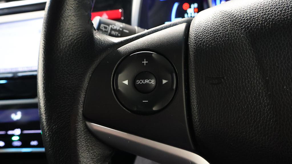 2014 Honda Fit Hybrid L Package image 341876