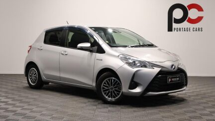 2017 Toyota Vitz Hybrid + Reverse Camera image 345537