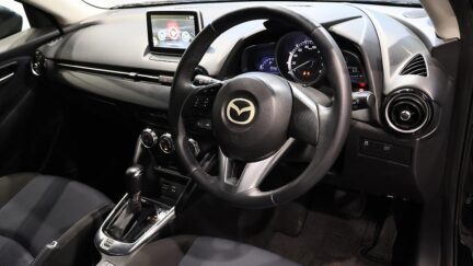 2015 Mazda Demio 13S + Reverse Camera image 346156