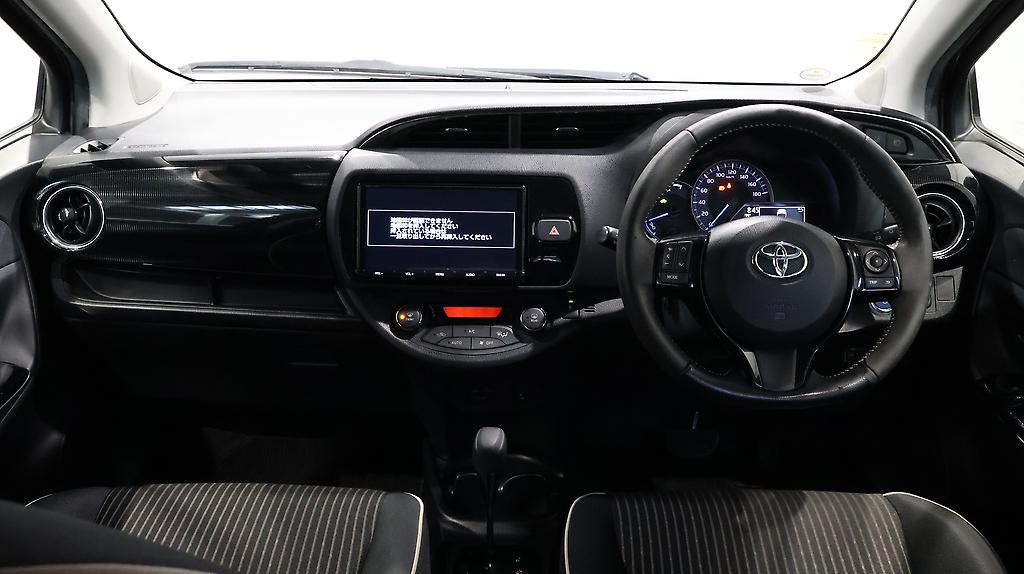 2017 Toyota Vitz Hybrid Jewela image 341740