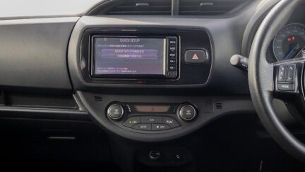 2017 Toyota Vitz Hybrid Traction control image 356865
