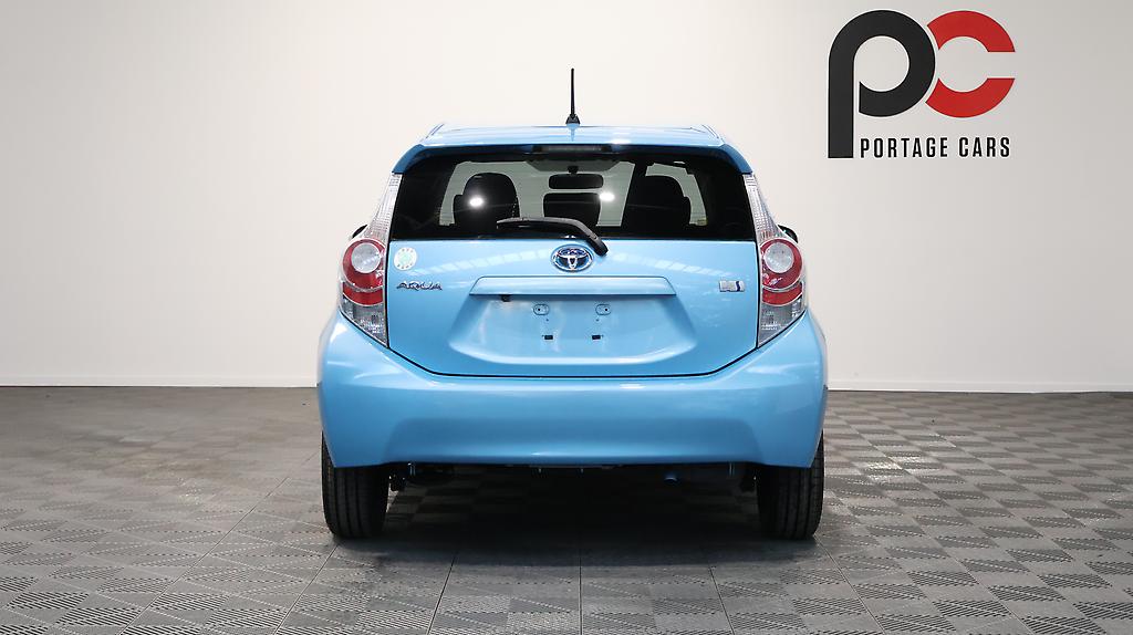 2013 Toyota Aqua S Model, Push Start, Bluetooth image 343449
