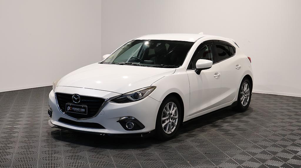 2016 Mazda Axela Sports 15S – 6sp Manual image 340795