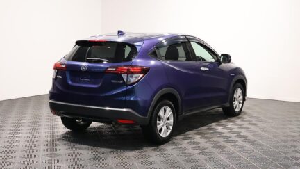 2015 Honda Vezel Hybrid Smart Key with Push Start and Reverse Camera image 344970