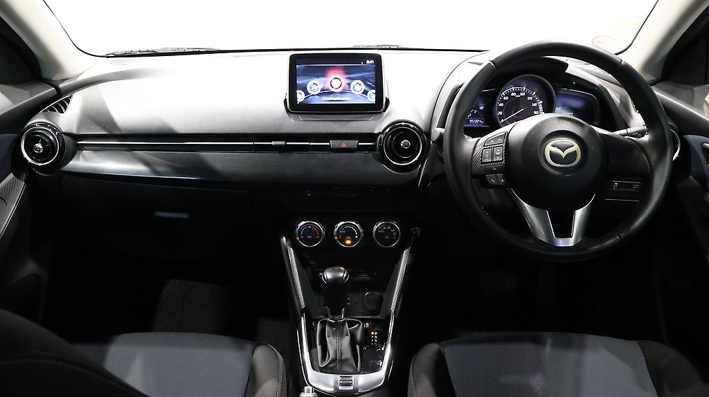 2015 Mazda Demio 13S + Reverse Camera image 346155