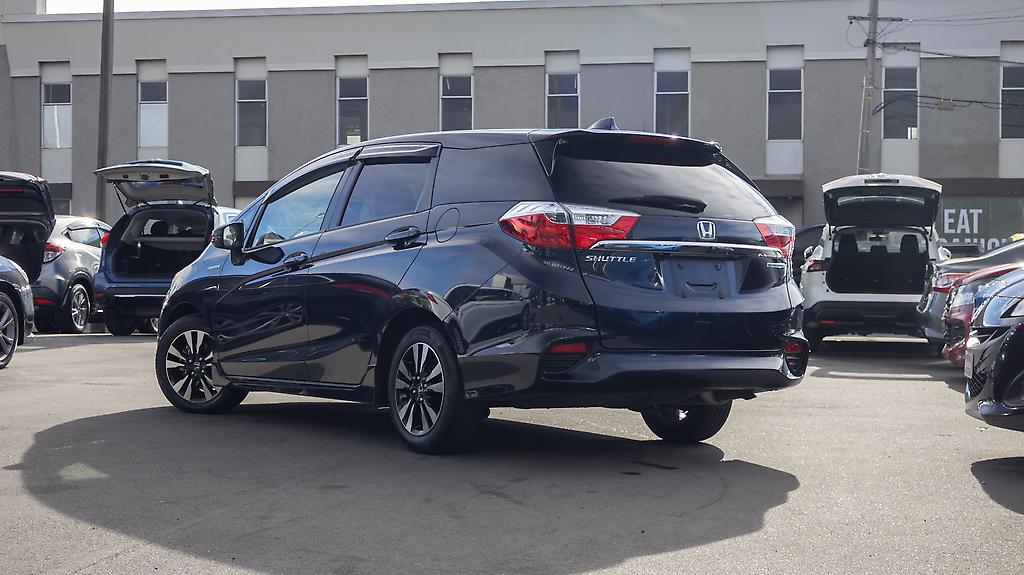 2019 Honda Shuttle Hybrid Z Half leather trim image 342275