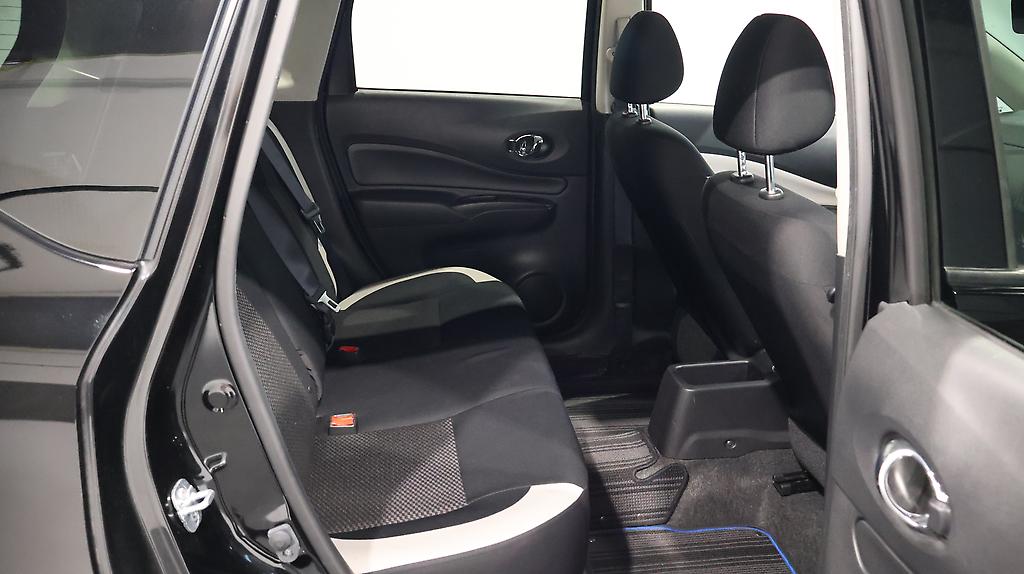 2017 Nissan Note E Power-X Great Look in Black!! image 344439