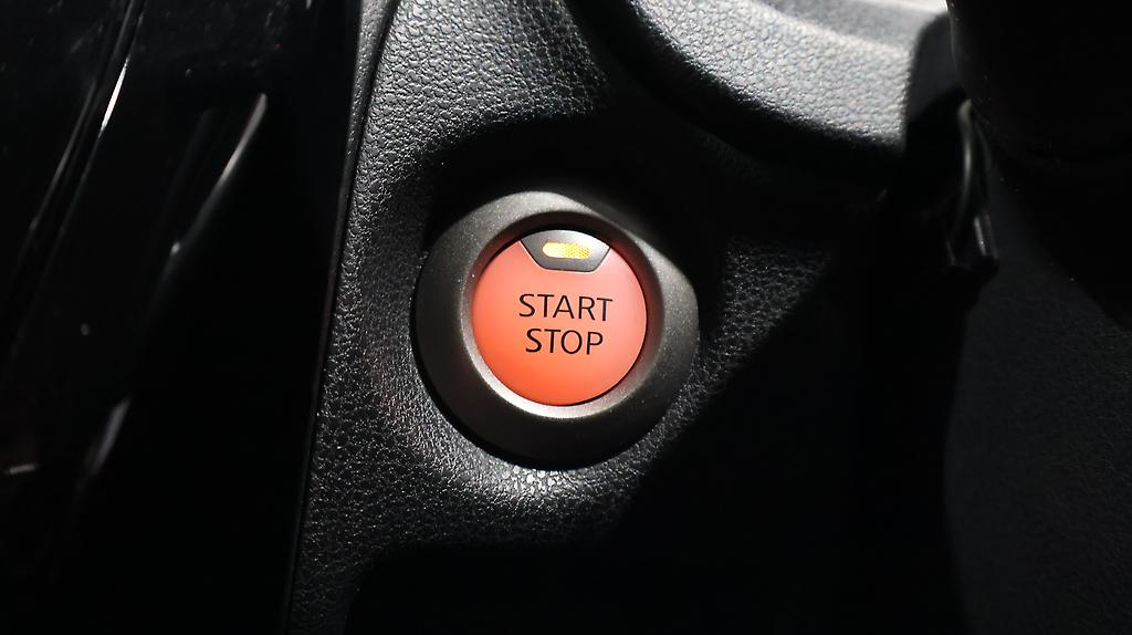 2017 Nissan Note E Power X image 344874
