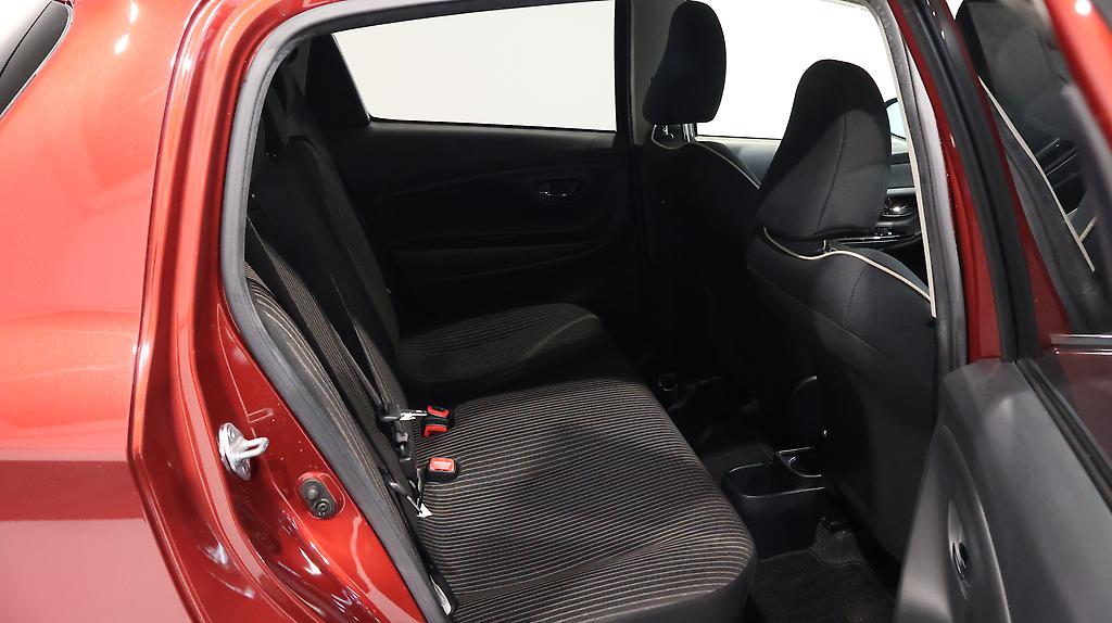 2017 Toyota Vitz Hybrid Jewela image 341738