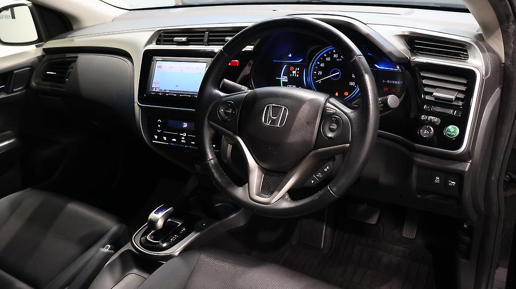 2014 Honda Grace Hybrid L X image 345824