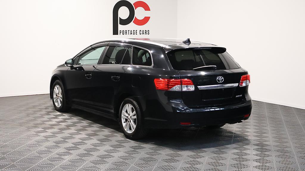 2012 Toyota Avensis Xi great look and Low KMs image 344188
