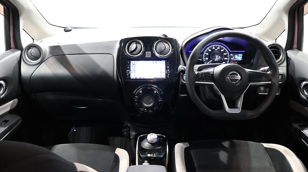 2018 Nissan Note e-Power X image 343116