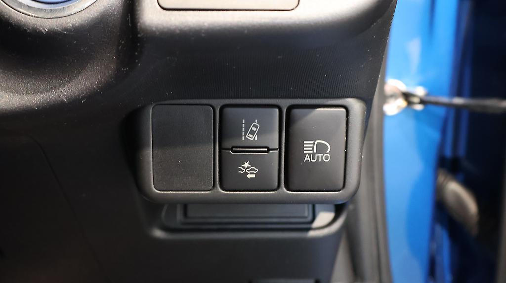 2016 Toyota Aqua G Model + Push Button Start image 341224