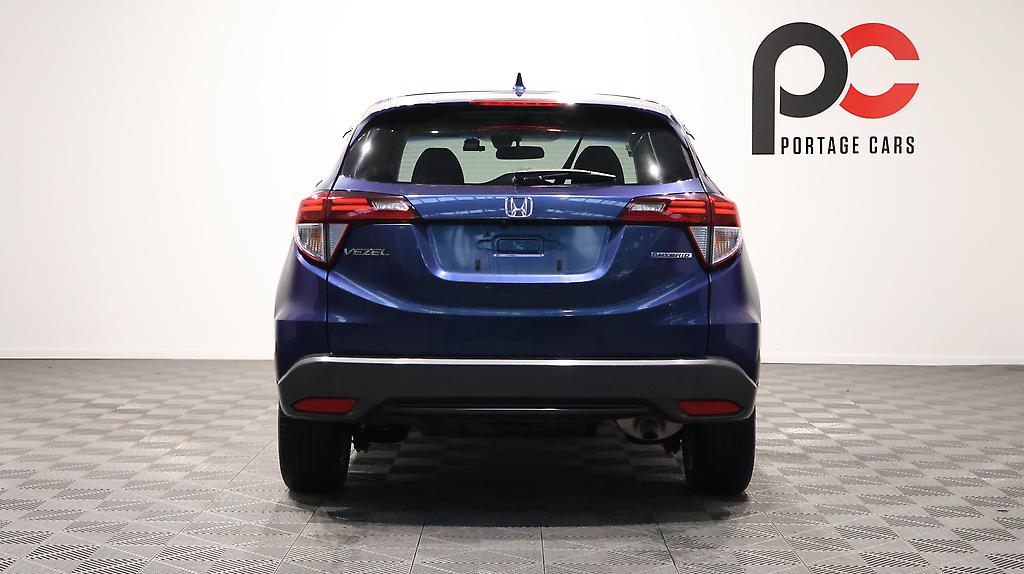 2015 Honda Vezel Hybrid Smart Key with Push Start and Reverse Camera image 344971