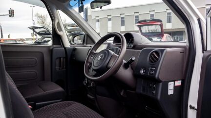 2013 Toyota Spade F Spec, Push start image 345023