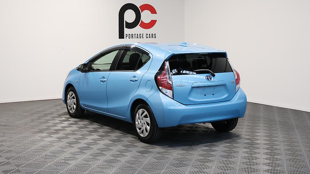 2015 Toyota Aqua S Model + Push Button Start image 342672