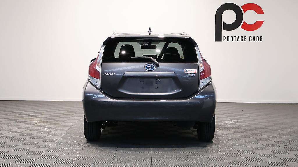 2015 Toyota Aqua image 345215