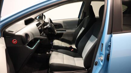 2013 Toyota Aqua S Model, Push Start, Bluetooth image 343451