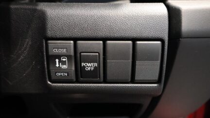 2013 Mazda Premacy 20S Skyactiv image 344658