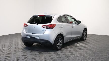 2016 Mazda Demio 13S Touring image 343022