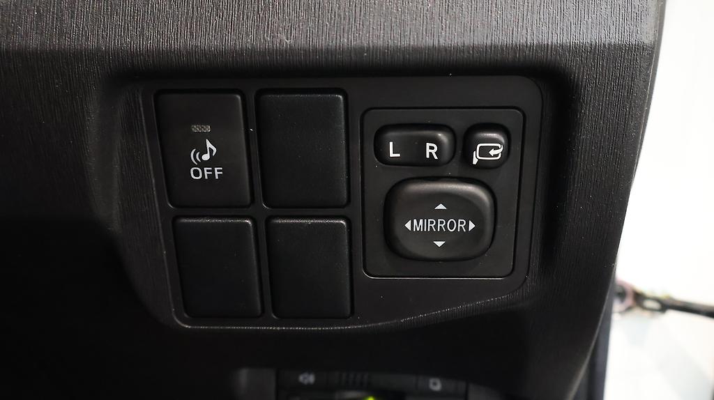 2012 Toyota Prius S Model image 341791