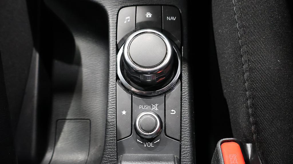 2015 Mazda Demio Push Start + Reverse Camera image 343502