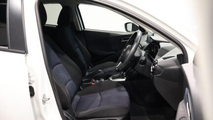 2015 Mazda Demio Push Start + Reverse Camera image 343495