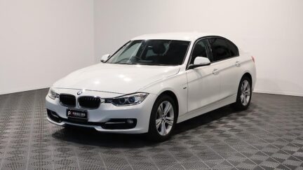 2012 BMW 3 Series Sport image 341432
