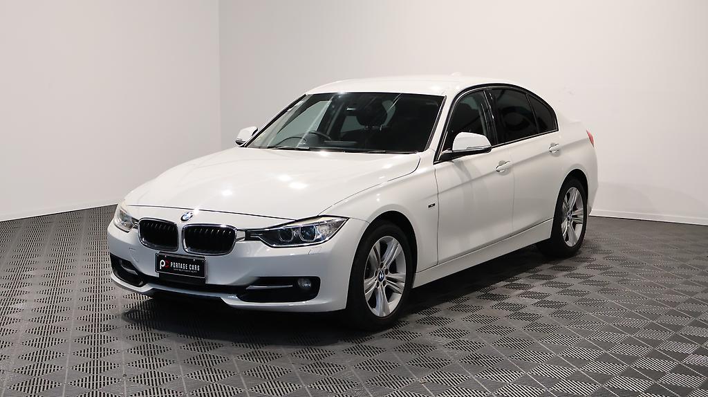 2012 BMW 3 Series Sport image 341432
