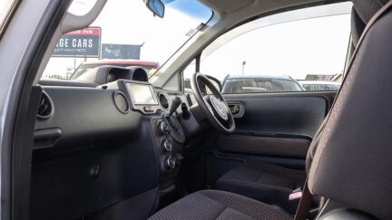 2013 Toyota Spade F model, push start image 342325
