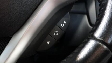 2014 Honda Fit Hybrid L Package image 341878