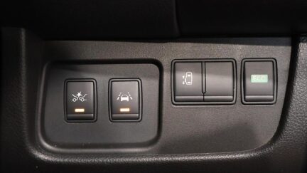2014 Nissan Serena image 342620