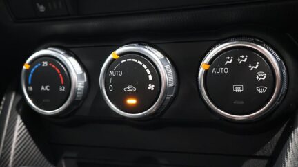 2016 Mazda Demio 13S Touring image 343033