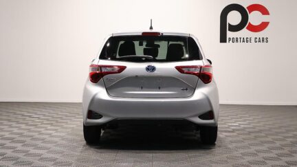 2017 Toyota Vitz Hybrid + Reverse Camera image 345542