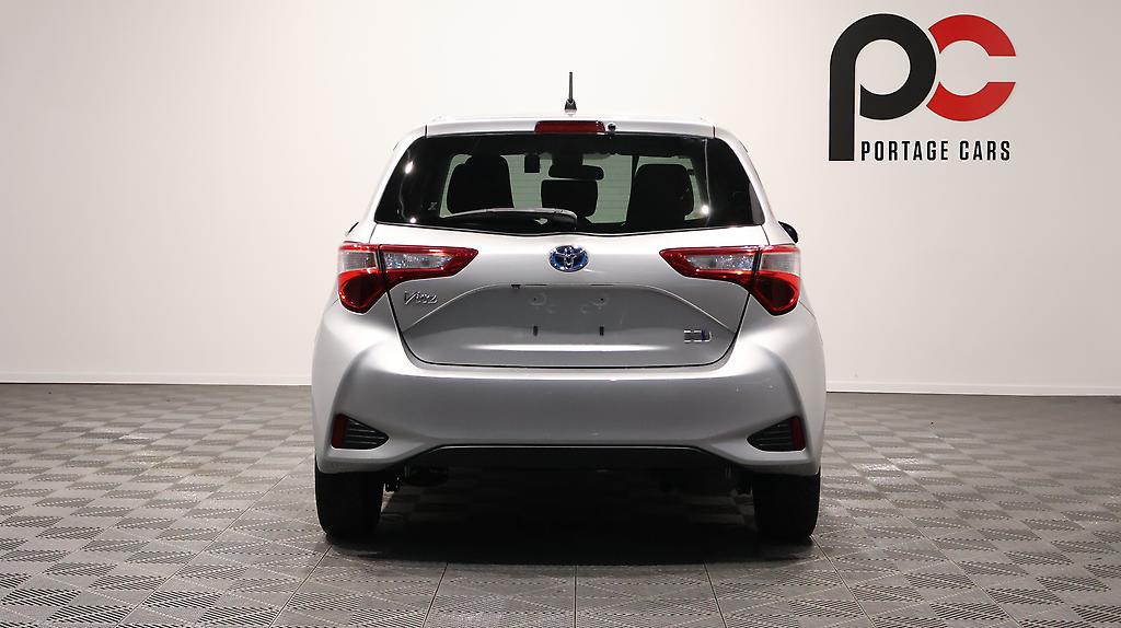 2017 Toyota Vitz Hybrid + Reverse Camera image 345542