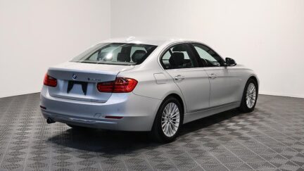 2013 BMW 320i 320i Luxury image 344476