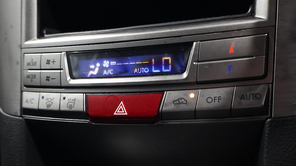 2010 Subaru Legacy Bluetooth image 343995