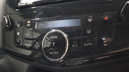 2013 Nissan Serena Hybrid Highway Star – S image 341489
