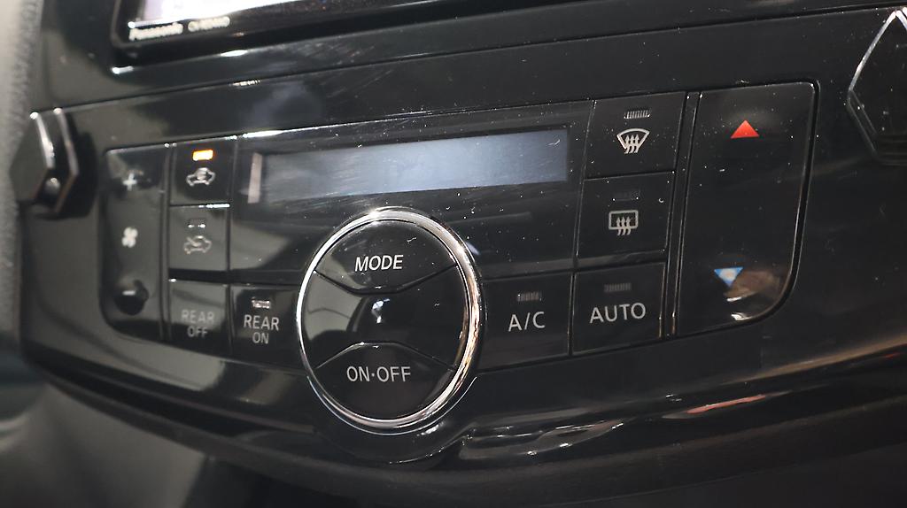 2013 Nissan Serena Hybrid Highway Star – S image 341489