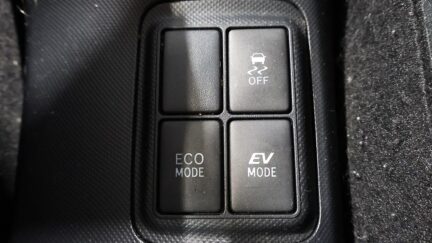 2015 Toyota Aqua Hybrid S image 340945