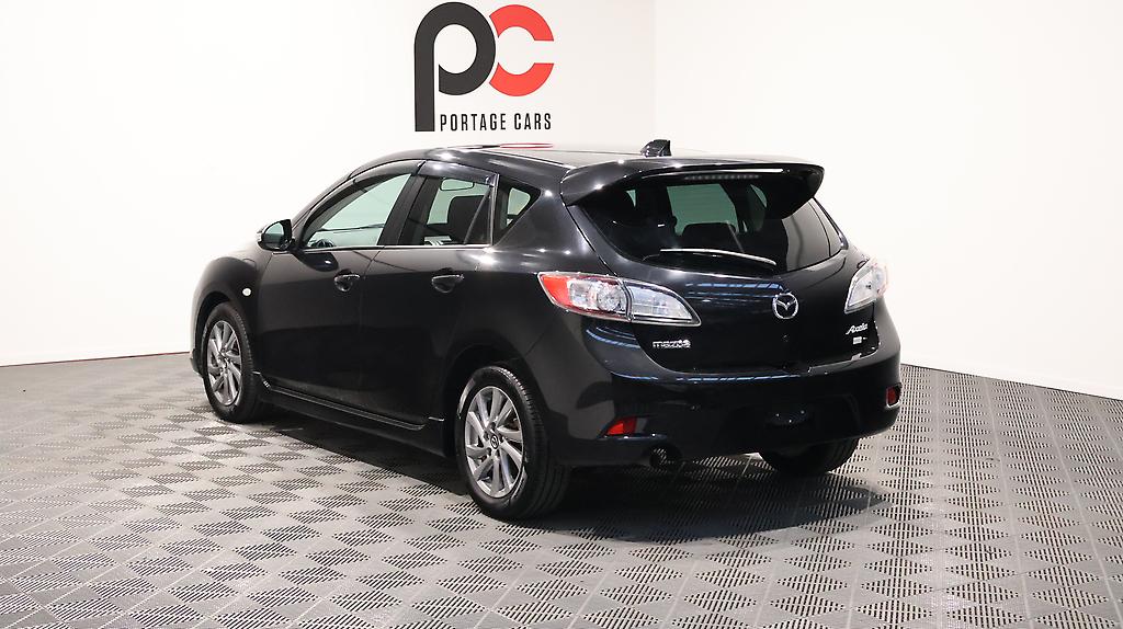2013 Mazda Axela 15S Sport Edition image 341275