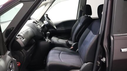 2013 Nissan Serena Highway Star S Hybrid image 346130